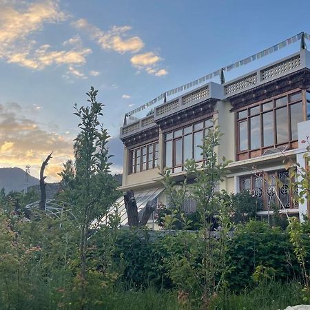 The Willow House 레 외부 사진