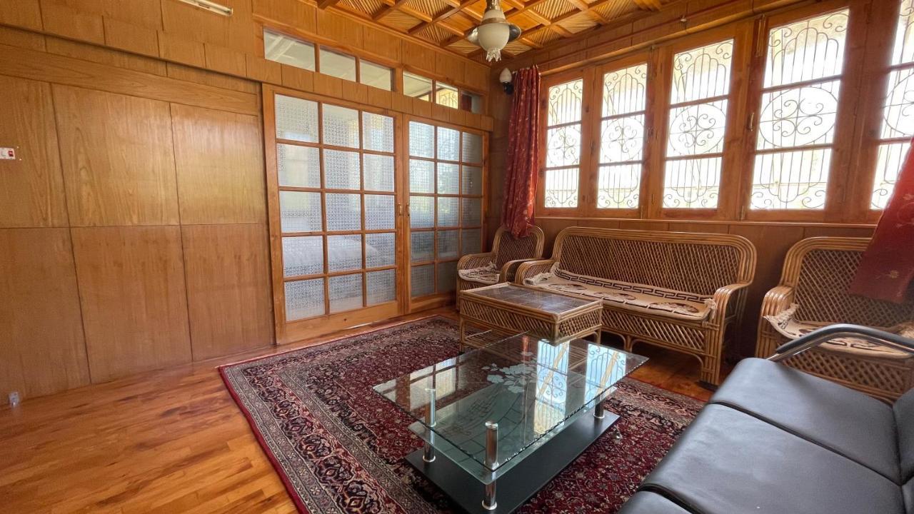 The Willow House 레 외부 사진
