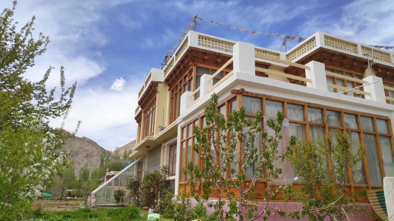 The Willow House 레 외부 사진